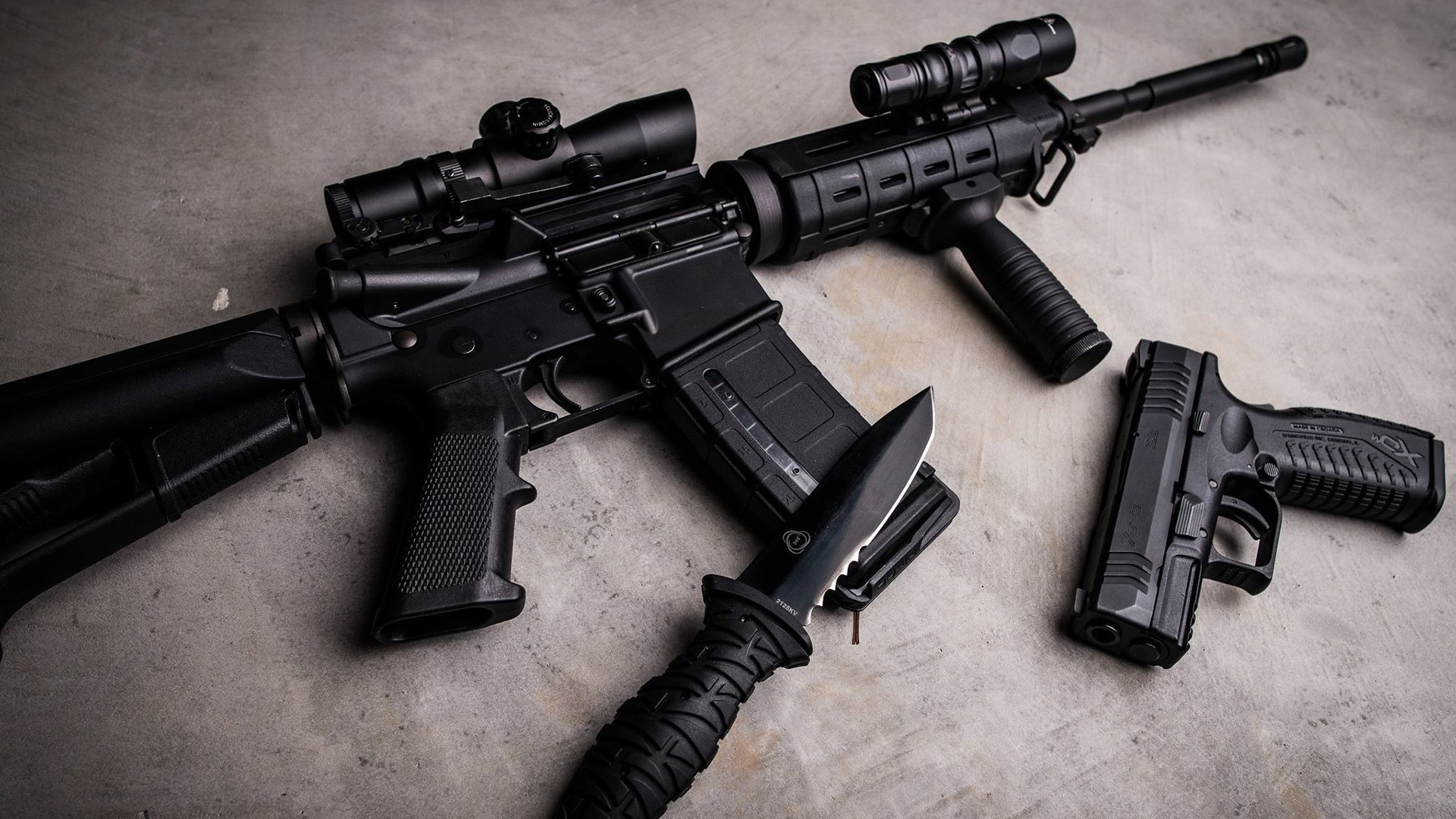 冰火两重天，米切尔焚城烈焰VS活塞寒铁锁链